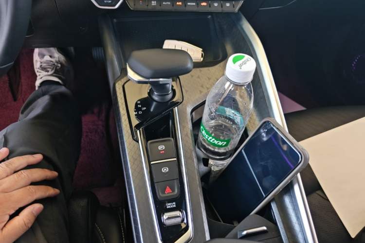 Used Geely Auto Preface 2023 1.5TD Kunlun Edition Gear Lever