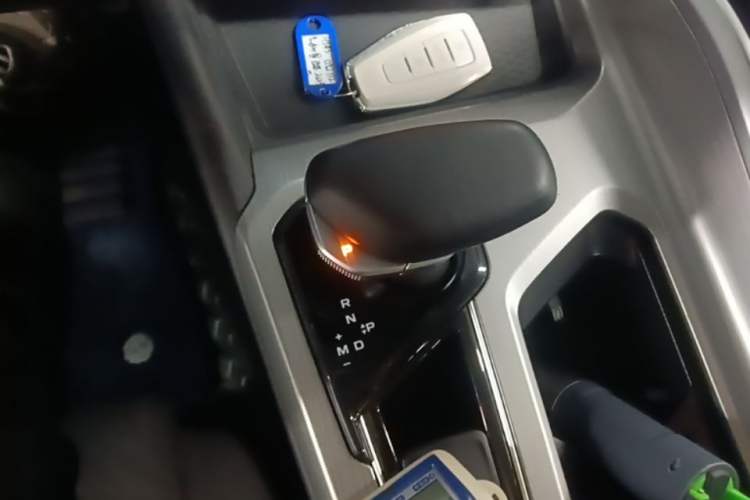 Used Geely Auto Preface 2023 2.0TD Prestige Version Gear Lever