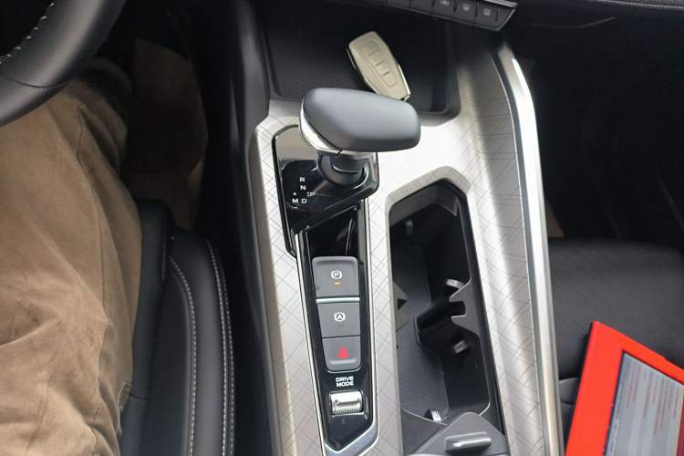 Used Geely Auto Preface 2023 2.0TD Luxury Version Gear Lever