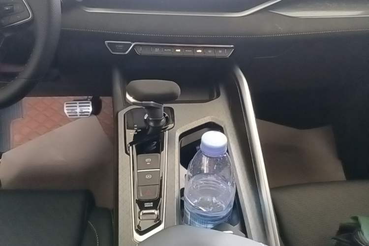 Used Geely Auto Preface 2023 2.0TD Space-Time Edition Gear Lever
