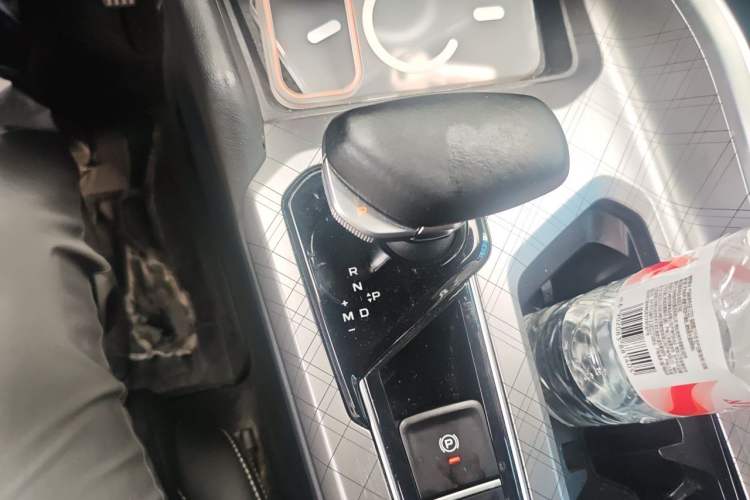 Used Geely Auto Preface 2023 2.0TD Luxury Version Gear Lever