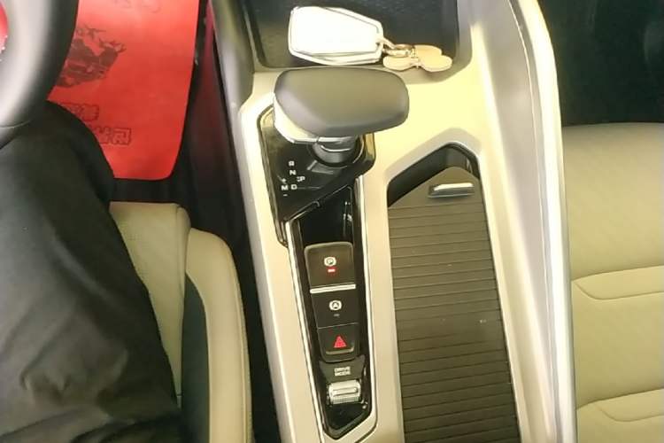 Used Geely Auto Preface 2023 2.0TD Prestige Version Gear Lever