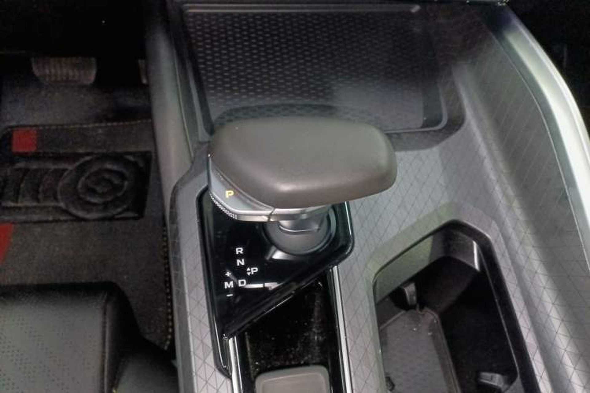 Used Geely Auto Preface 2023 1.5TD Kunlun Edition Gear Lever