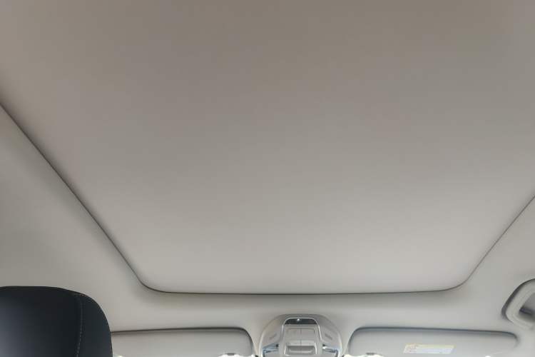 Used Geely Auto Preface 2023 2.0TD Prestige Version Headliner