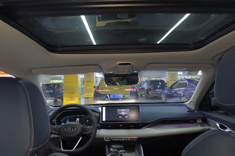 Used Geely Auto Preface 2023 2.0TD Prestige Version Headliner