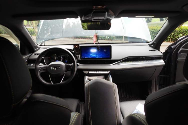 Used Geely Auto Preface 2023 1.5TD Fuyao Version Headliner