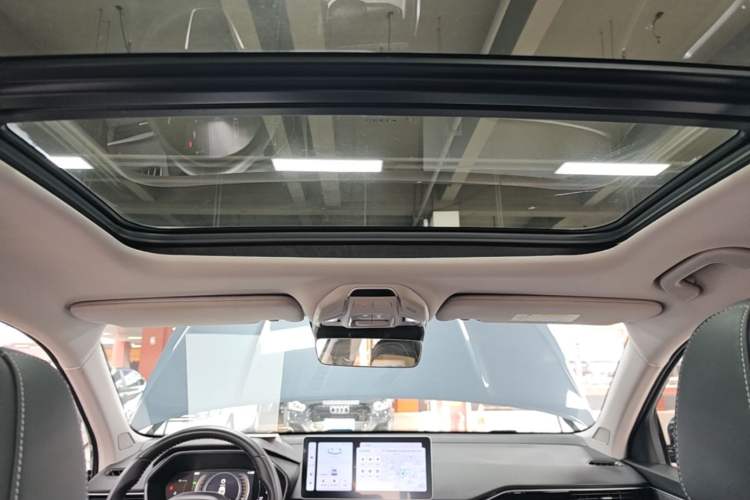 Used Geely Auto Preface 2023 2.0TD Luxury Version Headliner