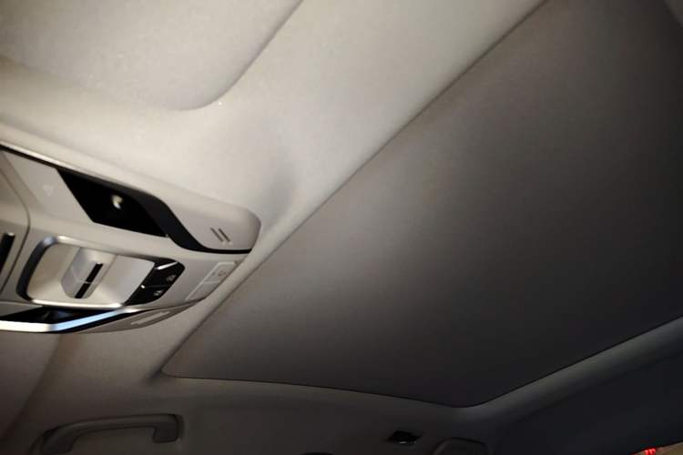 Used Geely Auto Preface 2023 2.0TD Prestige Version Headliner