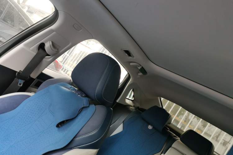 Used Geely Auto Preface 2023 2.0TD Prestige Version Headliner