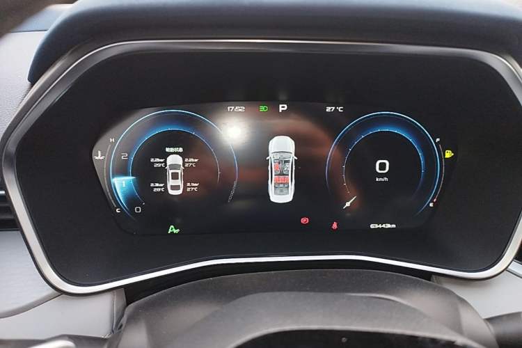 Used Geely Auto Preface 2023 2.0TD Prestige Version Instrument Cluster