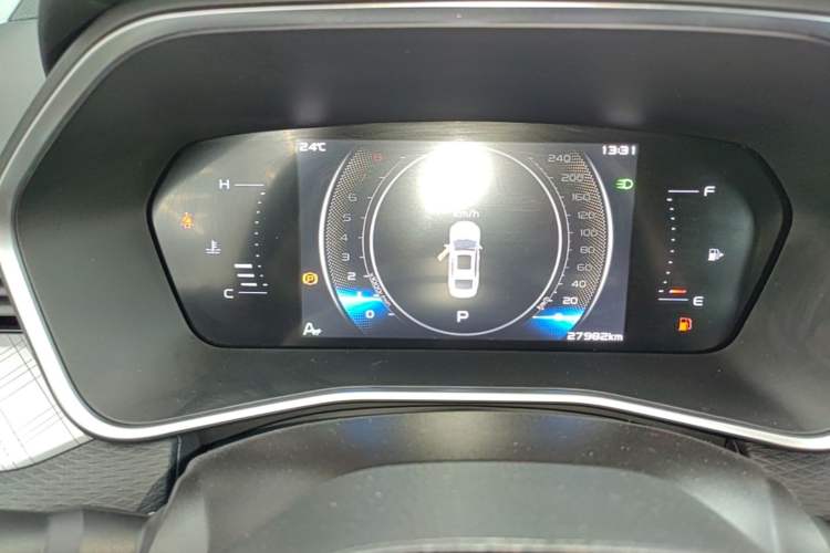 Used Geely Auto Preface 2023 2.0TD Luxury Version Instrument Cluster