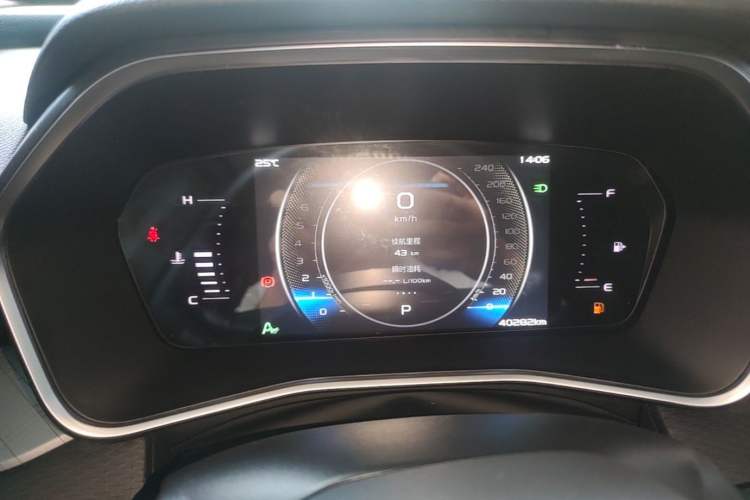 Used Geely Auto Preface 2023 2.0TD Luxury Version Instrument Cluster