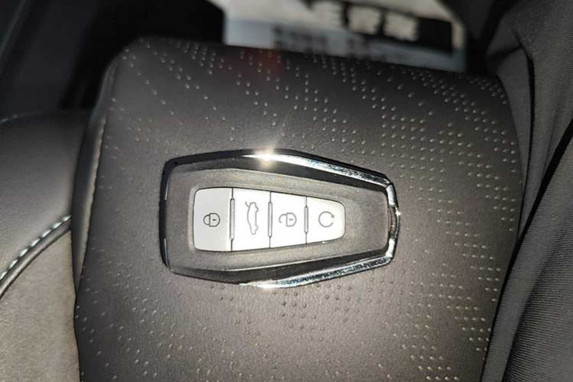 Used Geely Auto Preface 2023 2.0TD "Only This Verdant Green" Edition Interior 1
