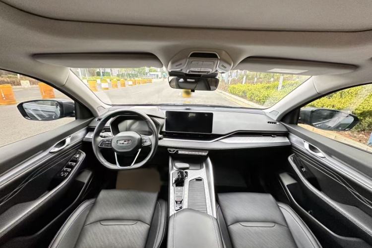 Used Geely Auto Preface 2023 2.0TD Luxury Version Interior 1