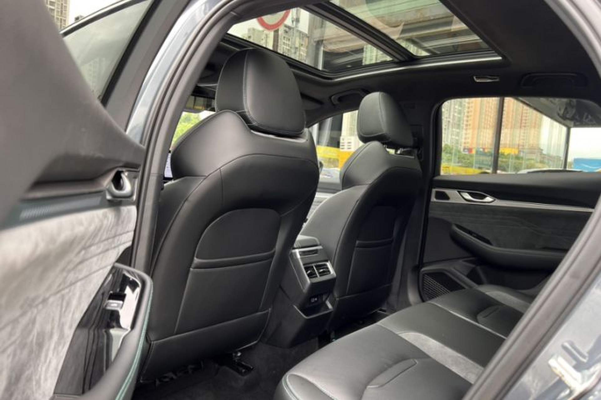 Used Geely Auto Preface 2023 2.0TD "Only This Verdant Green" Edition Interior 2