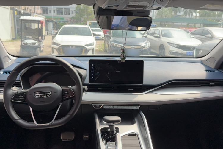 Used Geely Auto Preface 2023 2.0TD Prestige Version Interior 2