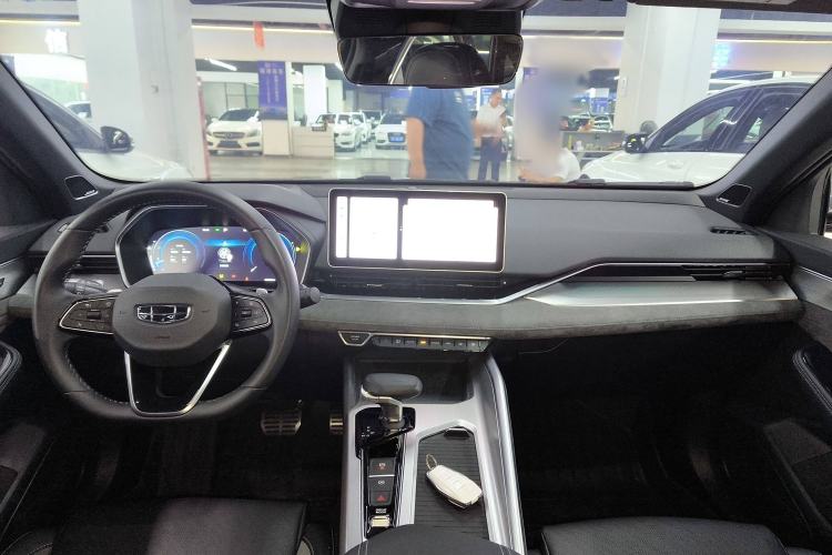 Used Geely Auto Preface 2023 2.0TD "Only This Verdant Green" Edition Interior 2