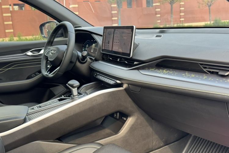 Used Geely Auto Preface 2023 1.5TD Kunlun Edition Interior 4
