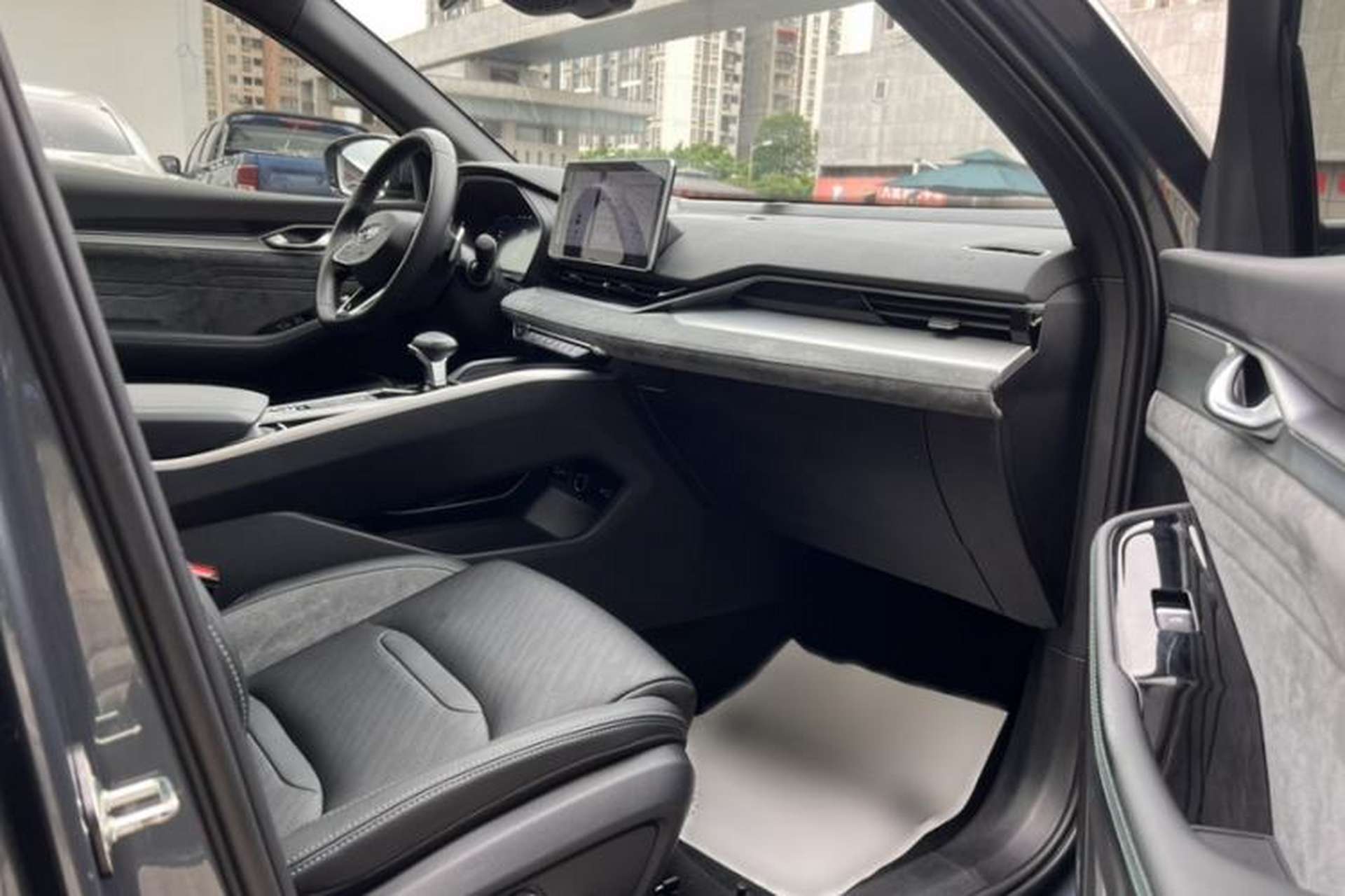 Used Geely Auto Preface 2023 2.0TD "Only This Verdant Green" Edition Interior 5
