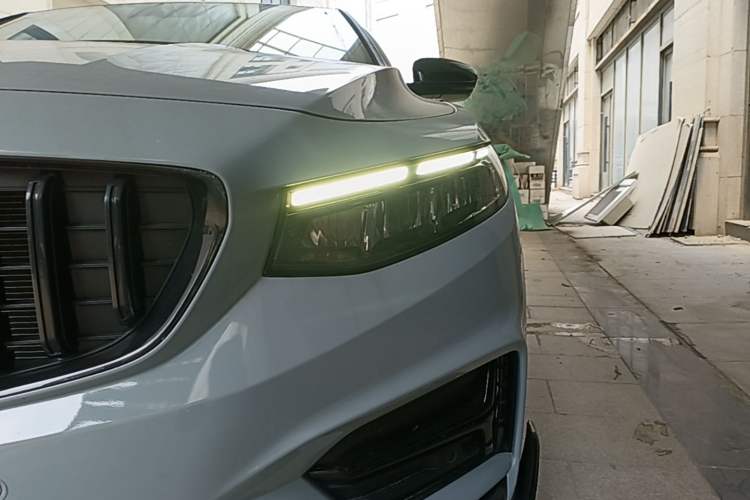 Used Geely Auto Preface 2023 2.0TD Space-Time Edition Left Front Headlight