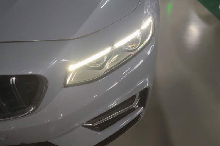 Used Geely Auto Preface 2023 2.0TD Prestige Version Left Front Headlight