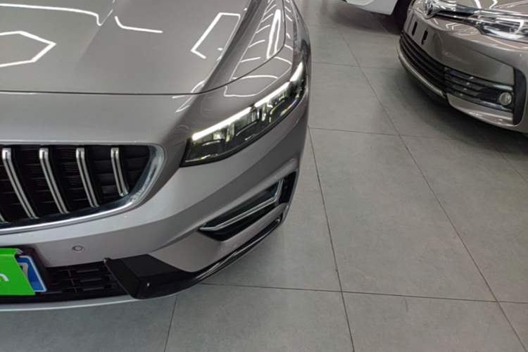 Used Geely Auto Preface 2023 2.0TD Luxury Version Left Front Headlight
