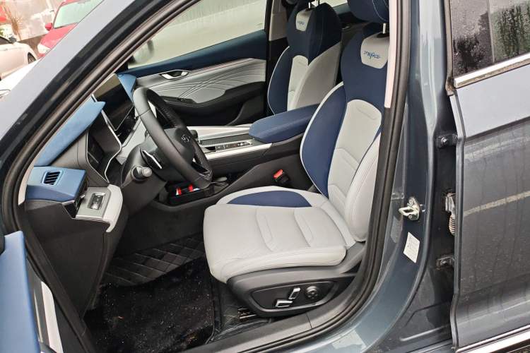 Used Geely Auto Preface 2023 2.0TD Prestige Version Left Front Seat