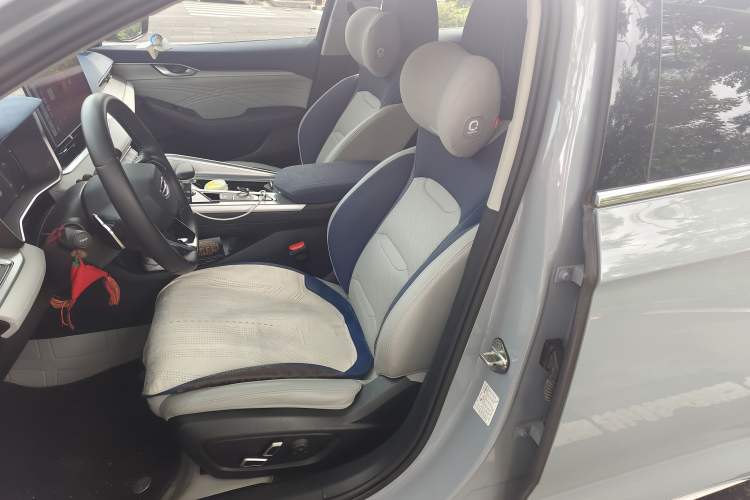 Used Geely Auto Preface 2023 2.0TD Prestige Version Left Front Seat