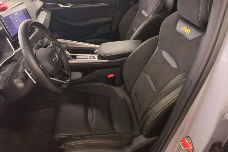 Used Geely Auto Preface 2023 2.0TD Space-Time Edition Left Front Seat