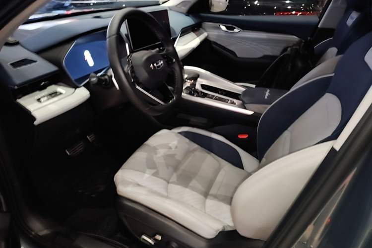 Used Geely Auto Preface 2023 2.0TD Prestige Version Left Front Seat