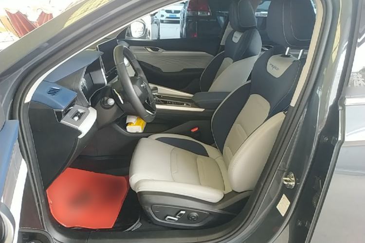 Used Geely Auto Preface 2023 2.0TD Prestige Version Left Front Seat