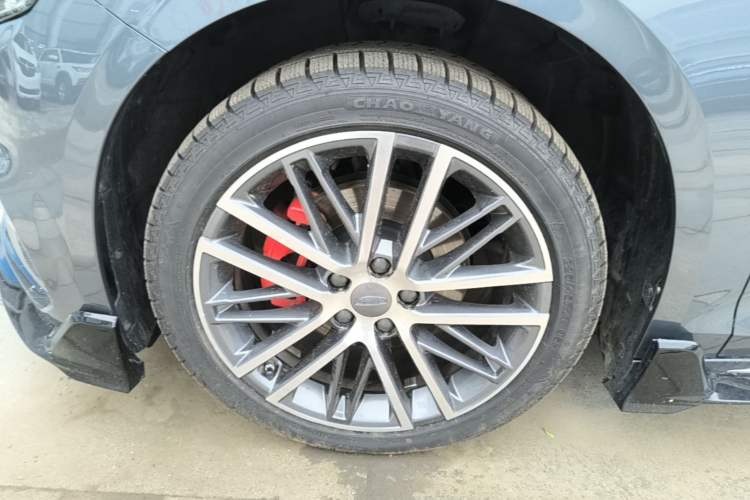 Used Geely Auto Preface 2023 1.5TD Kunlun Edition Left Front Wheel Hub
