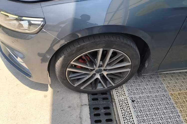 Used Geely Auto Preface 2023 2.0TD Prestige Version Left Front Wheel Hub