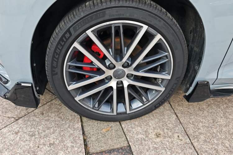 Used Geely Auto Preface 2023 1.5TD Kunlun Edition Left Front Wheel Hub