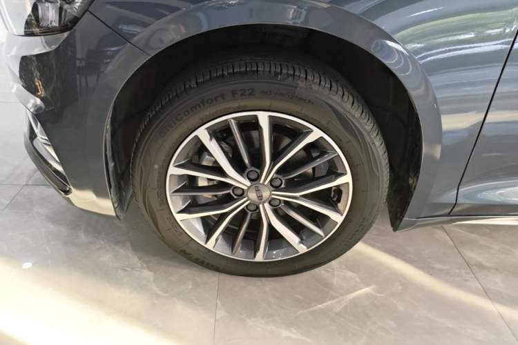 Used Geely Auto Preface 2023 2.0TD Luxury Version Left Front Wheel Hub