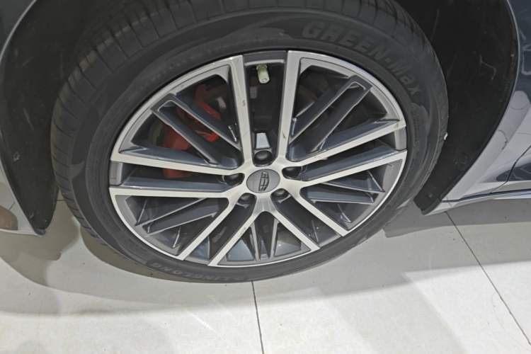 Used Geely Auto Preface 2023 2.0TD Prestige Version Left Front Wheel Hub