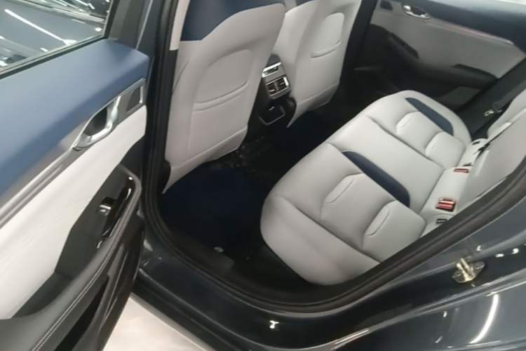 Used Geely Auto Preface 2023 2.0TD Prestige Version Left Rear Seat