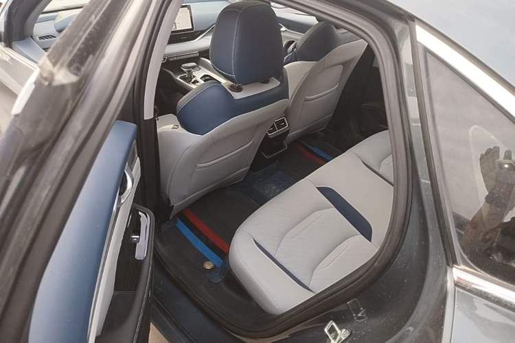 Used Geely Auto Preface 2023 2.0TD Prestige Version Left Rear Seat