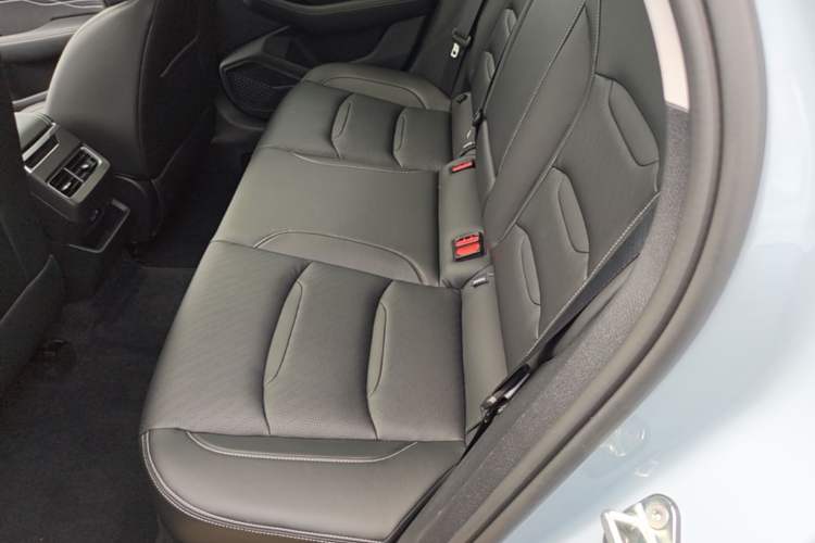 Used Geely Auto Preface 2023 2.0TD Luxury Version Left Rear Seat