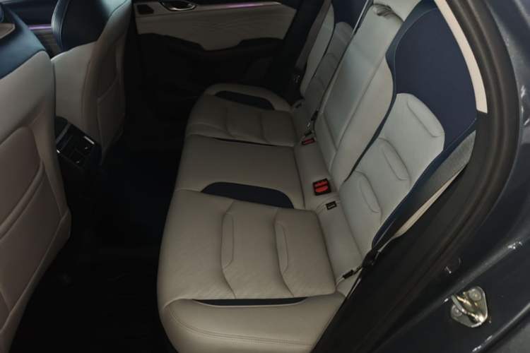 Used Geely Auto Preface 2023 2.0TD Prestige Version Left Rear Seat