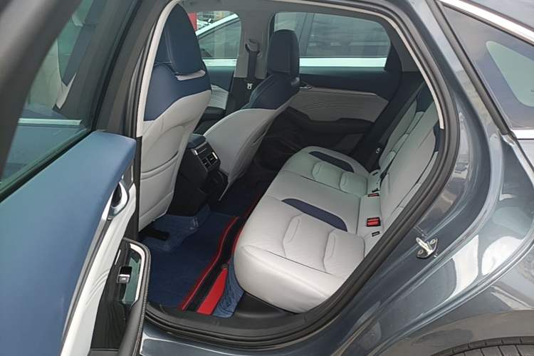 Used Geely Auto Preface 2023 2.0TD Prestige Version Left Rear Seat