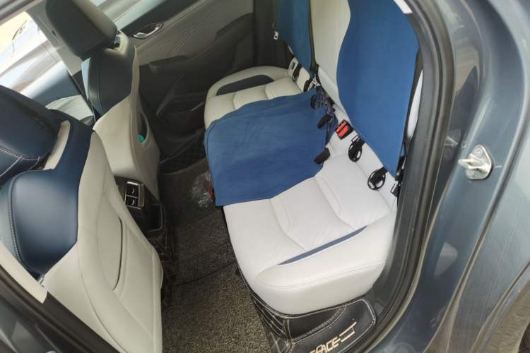 Used Geely Auto Preface 2023 2.0TD Prestige Version Left Rear Seat