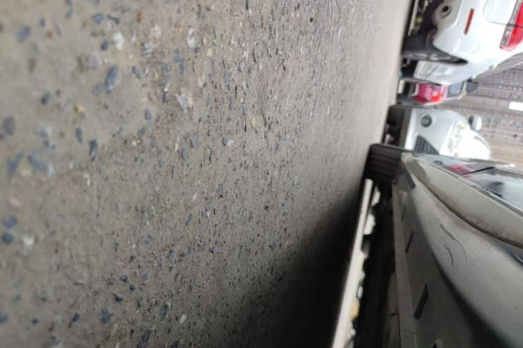 Used Geely Auto Preface 2023 2.0TD Prestige Version Left Side Sill