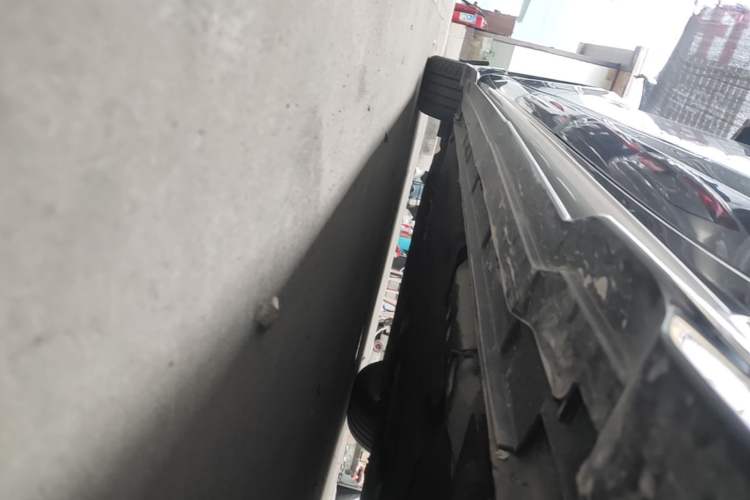 Used Geely Auto Preface 2023 1.5TD Kunlun Edition Left Side Sill