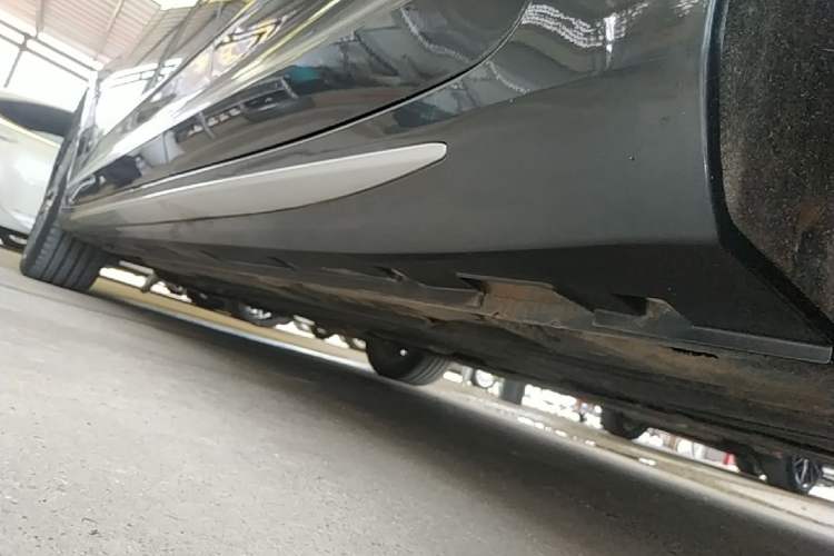 Used Geely Auto Preface 2023 2.0TD Prestige Version Left Side Sill