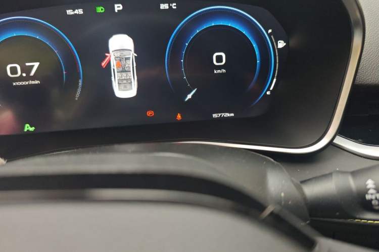 Used Geely Auto Preface 2023 1.5TD Kunlun Edition Odometer Close Up