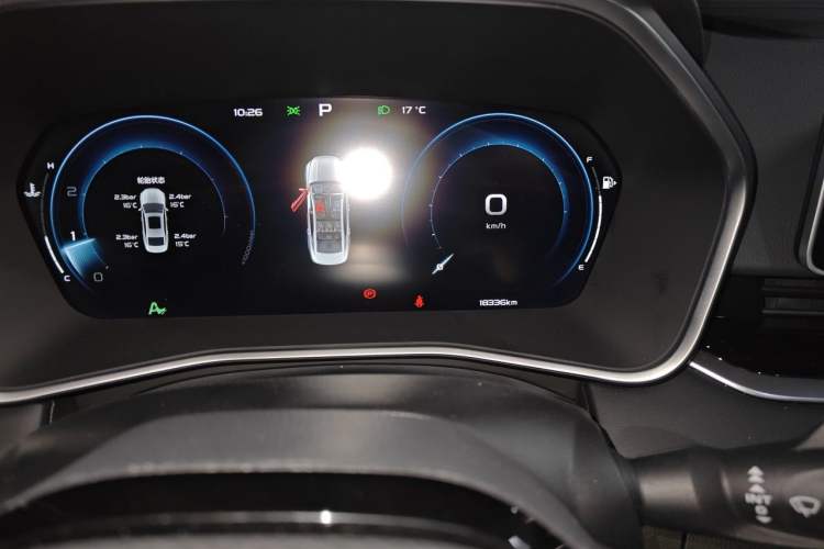 Used Geely Auto Preface 2023 1.5TD Kunlun Edition Odometer Close Up
