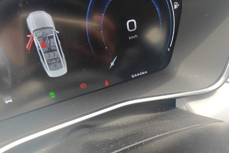 Used Geely Auto Preface 2023 2.0TD Prestige Version Odometer Close Up