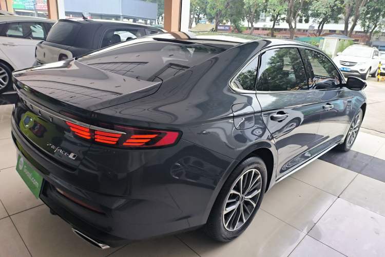 Used Geely Auto Preface 2023 2.0TD Luxury Version Rear Right 45 Deg