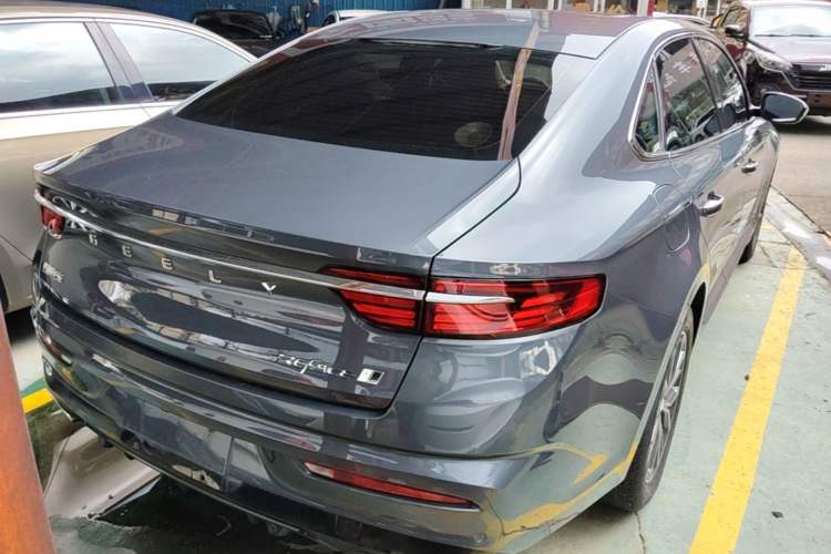 Used Geely Auto Preface 2023 2.0TD Luxury Version Rear Right 45 Deg